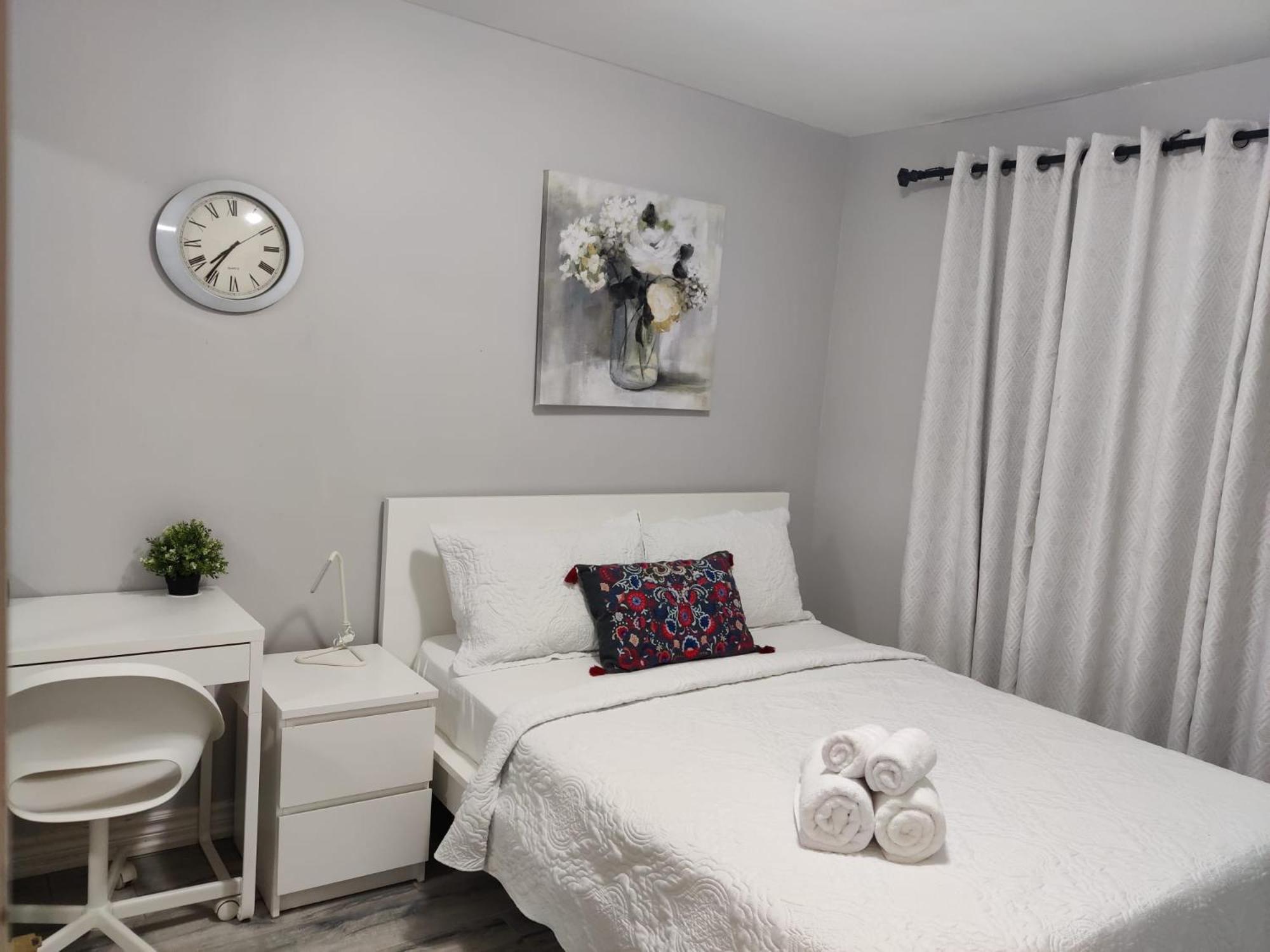 Spacious Mbr Near Kennedy Subway & Go 多伦多 外观 照片