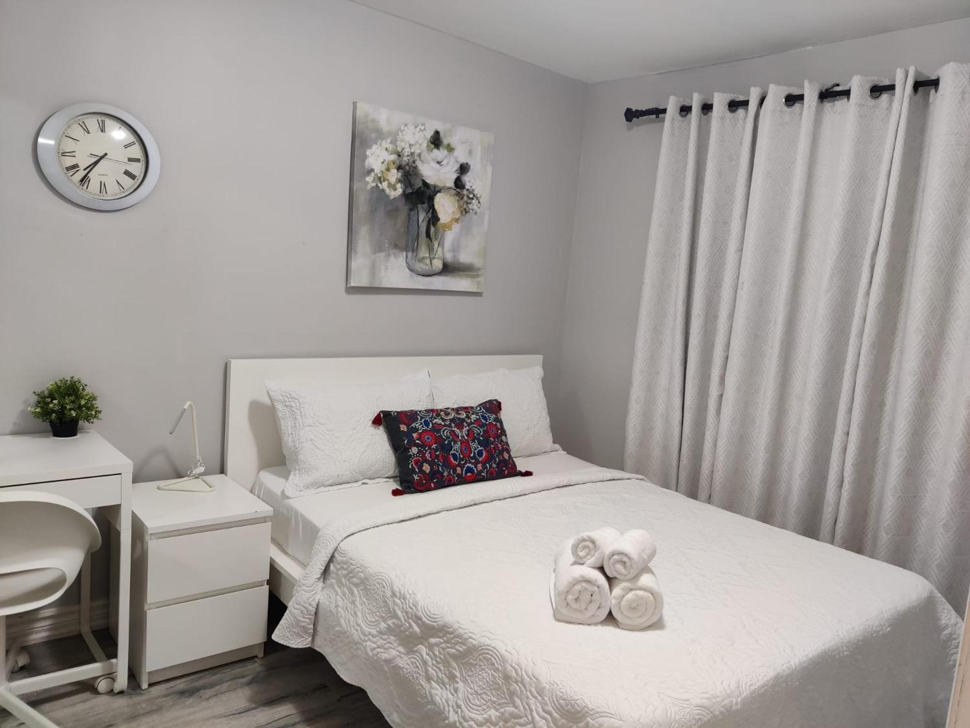 Spacious Mbr Near Kennedy Subway & Go 多伦多 外观 照片