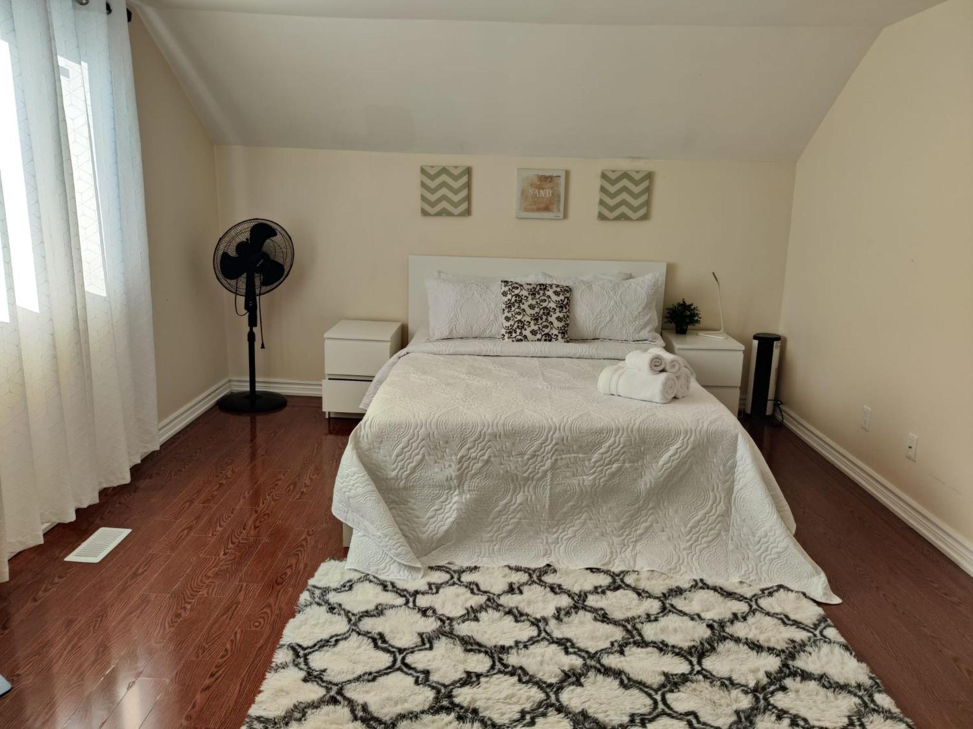 Spacious Mbr Near Kennedy Subway & Go 多伦多 外观 照片